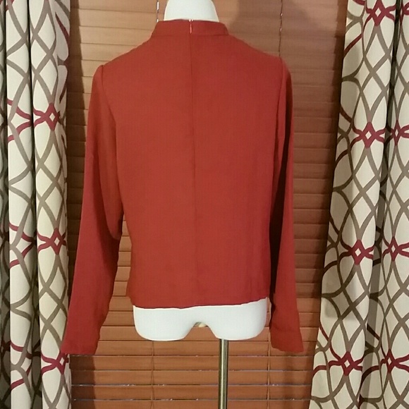 AMII REDEFINE blouse - Picture 5 of 8